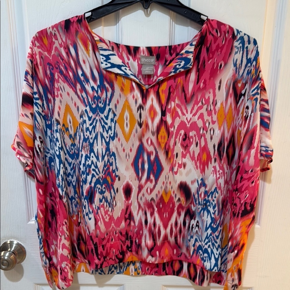 Chico's Red and Blue Graphic Blouse like new!